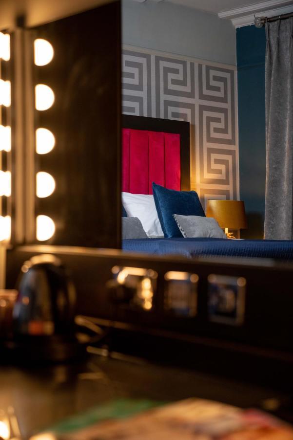 62 Castle Street Hotel 4*